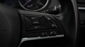 Nissan Qashqai DIG-T ACENTA PREMIUM DCT