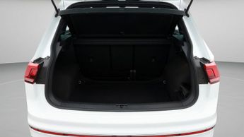 Volkswagen Tiguan R-LINE TSI DSG