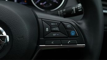 Nissan Qashqai DIG-T TEKNA DCT