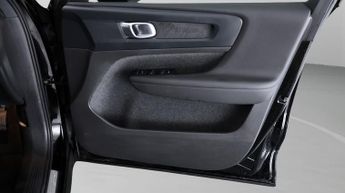 Volvo XC40 RECHARGE CORE
