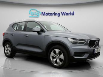 Volvo XC40 D3 MOMENTUM