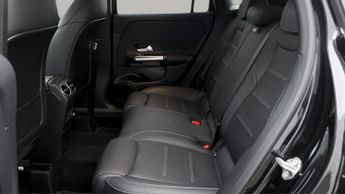 Mercedes-Benz GLA GLA 250 E AMG LINE