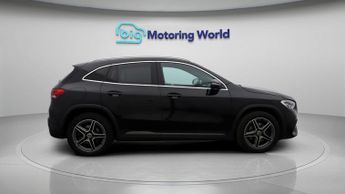 Mercedes-Benz GLA GLA 250 E AMG LINE