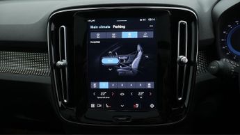 Volvo XC40 RECHARGE PRO TWIN AWD