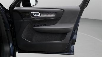 Volvo XC40 RECHARGE PRO TWIN AWD