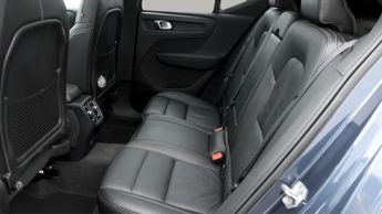 Volvo XC40 RECHARGE PRO TWIN AWD