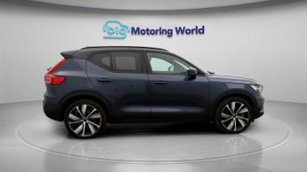 Volvo XC40 RECHARGE PRO TWIN AWD