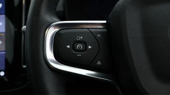 Volvo XC40 RECHARGE PRO TWIN AWD