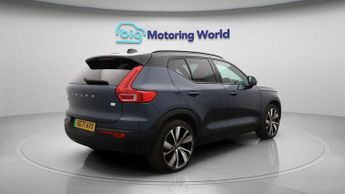 Volvo XC40 RECHARGE PRO TWIN AWD