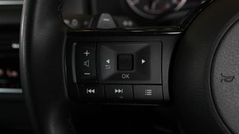 Nissan Qashqai DIG-T ACENTA PREMIUM DCT