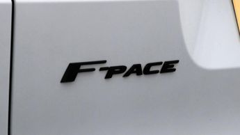 Jaguar F-PACE R-DYNAMIC HSE