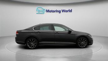 Volkswagen Passat R-LINE TSI EVO DSG