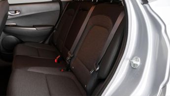 Hyundai KONA PREMIUM