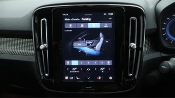 Volvo XC40 RECHARGE PRO TWIN AWD