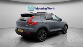 Volvo XC40 RECHARGE PRO TWIN AWD