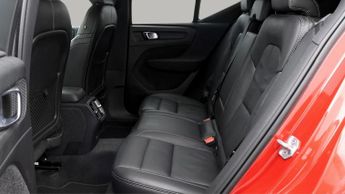 Volvo XC40 RECHARGE PLUS TWIN AWD