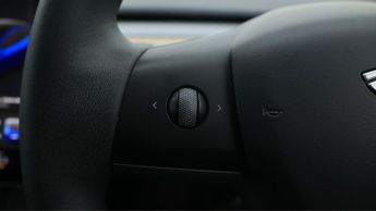 Tesla Model Y BASE