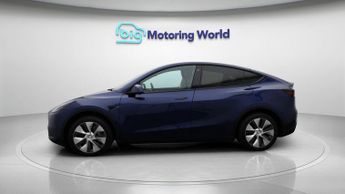 Tesla Model Y BASE