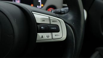 Honda Jazz I-MMD CROSSTAR EX