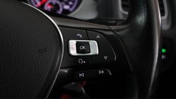 Volkswagen Golf SE NAVIGATION TDI BLUEMOTION TECHNOLOGY