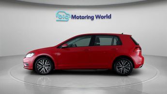 Volkswagen Golf SE NAVIGATION TDI BLUEMOTION TECHNOLOGY