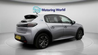Peugeot E-208 ALLURE PREMIUM PLUS