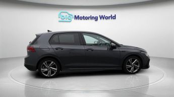 Volkswagen Golf R-LINE TDI S-A 