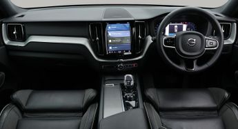 Volvo XC60 B5 PLUS AWD