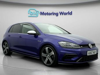 Volkswagen Golf R TSI