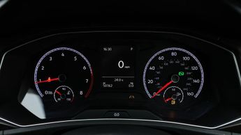 Volkswagen T-Roc SE TSI EVO DSG