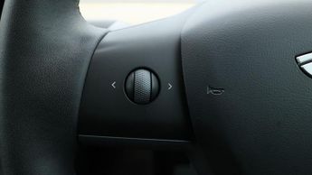 Tesla Model Y BASE