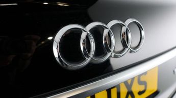 Audi Q5 TFSI E S LINE QUATTRO