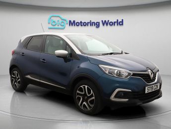 Renault Captur ICONIC TCE