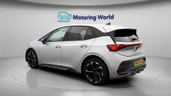 CUPRA Born V2
