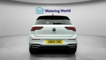 Volkswagen Golf GTE DSG