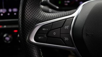 Renault Captur E-TECH ENGINEERED