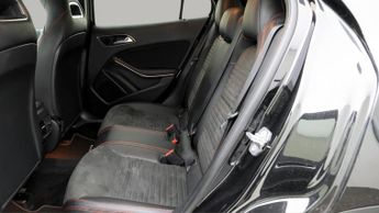Mercedes-Benz GLA GLA 180 AMG LINE EDITION