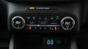 Ford Kuga ST-LINE X EDITION