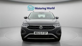 Volkswagen T-Roc LIFE TSI DSG