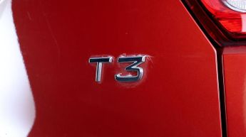 Volvo XC40 T3 R-DESIGN