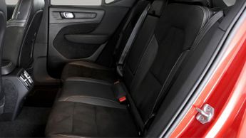 Volvo XC40 T3 R-DESIGN