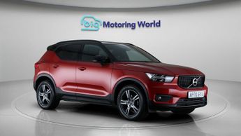 Volvo XC40 T3 R-DESIGN