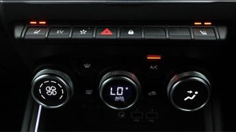 Renault Clio LUTECIA SE E-TECH