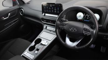 Hyundai KONA PREMIUM
