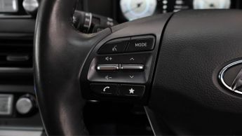 Hyundai KONA PREMIUM