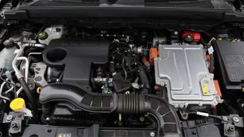 Renault Arkana E-TECH ENGINEERED