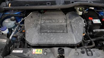 Peugeot E-2008 GT