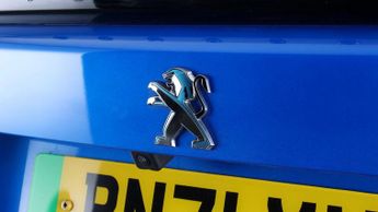 Peugeot E-2008 GT