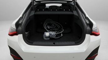 BMW i4 EDRIVE40 M SPORT