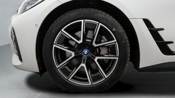BMW i4 EDRIVE40 M SPORT